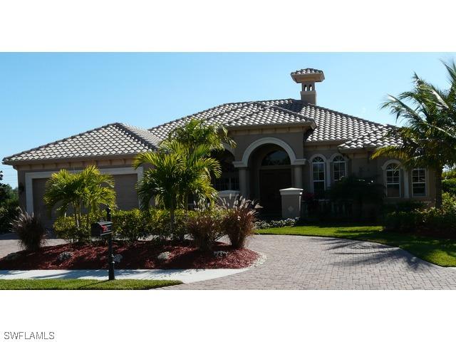 1004 Tivoli Dr., Naples, FL 34104