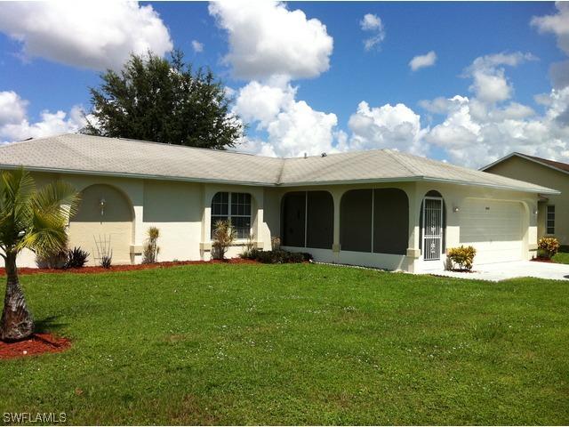 9935 Country Oaks Dr., Fort Myers, FL