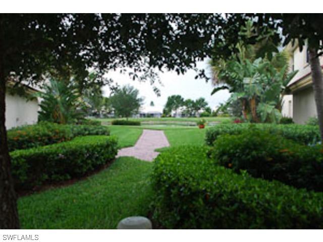 6821 Ascot Dr. #101, Naples, FL