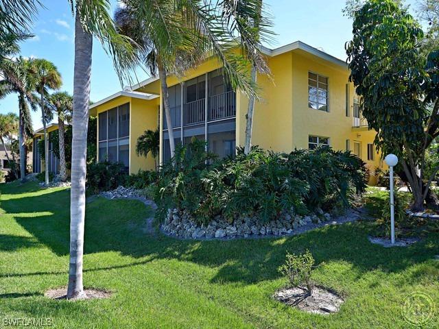 720 Broad Ave., Naples, FL