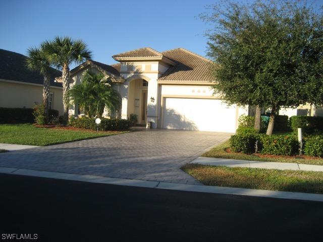 15833 Delaplata Ln., Naples, FL