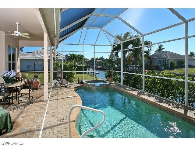 1109 Bond Ct., Marco Island, FL 34145