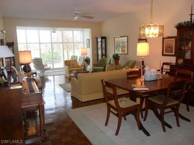 525 Saratoga Cir. #101, Naples, FL