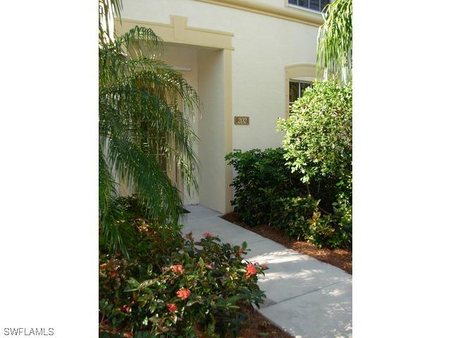 7821 Clemson St. #202, Naples, FL 34104