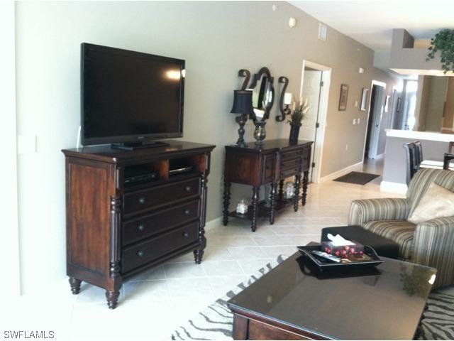 2378 Magnolia Ave., Naples, FL 34112