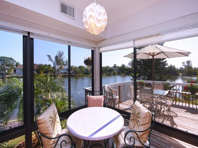 1430 Sandpiper Cir., Sanibel, FL