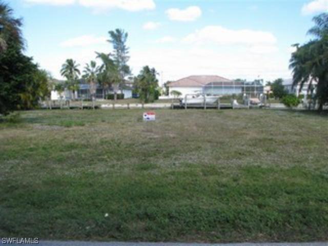 475 Nassau Ct., Marco Island, FL 34145