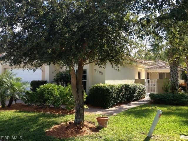 3965 Recreation Ln., Naples, FL 34116