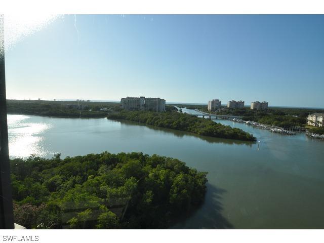 420 Cove Tower Dr. #903, Naples, FL 34110