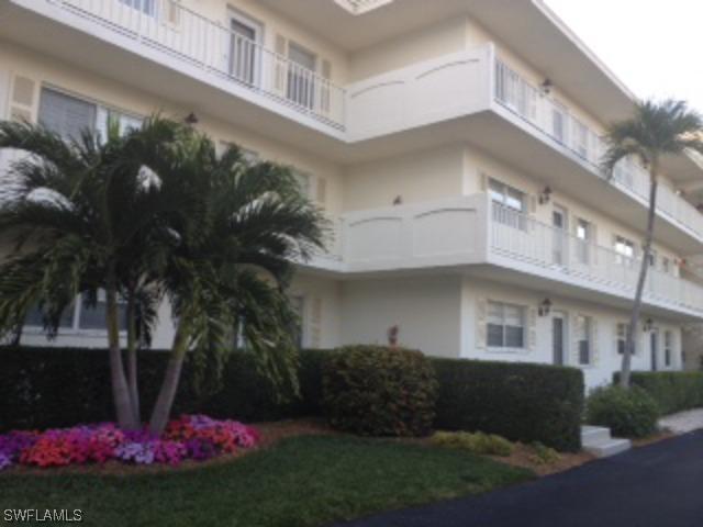 3055 Riviera Dr. #103, Naples, FL 34103