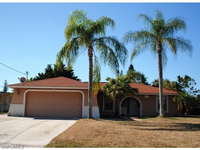 1905 41st Ter., Naples, FL