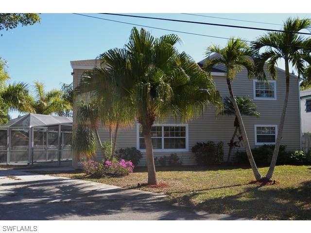 3869 Riviera Cir., Bonita Springs, FL 34134