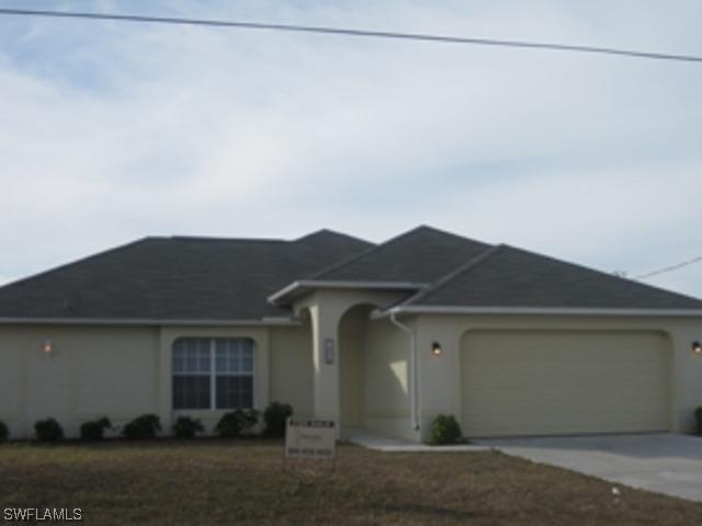 1236 35th Pl., Cape Coral, FL 33993