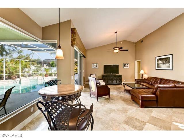 281 Sawgrass Ct., Naples, FL 34110