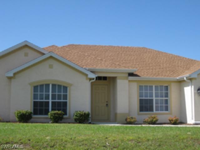 1700 10th Pl., Cape Coral, FL 33993