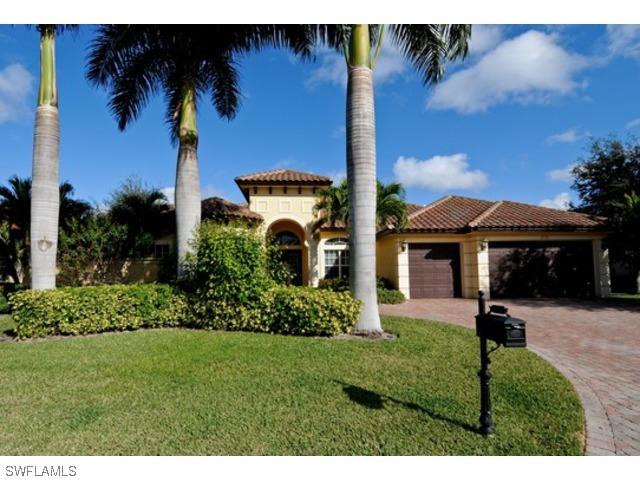 1772 Supreme Ct., Naples, FL 34110