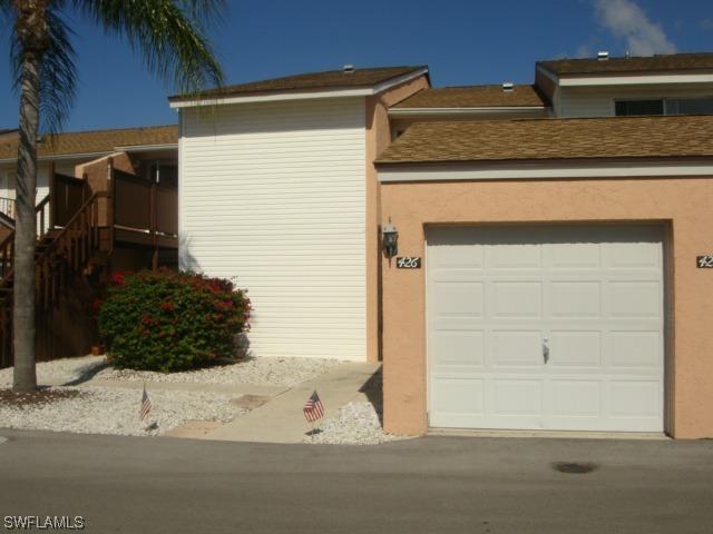 426 Bristlecone Ln., Naples, FL