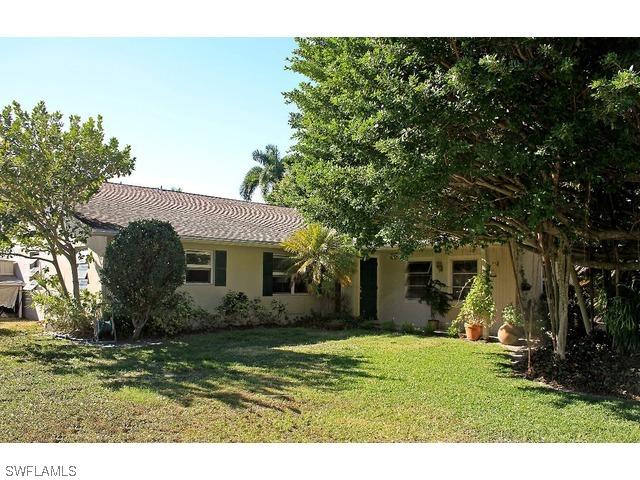 742 11th Ave., Naples, FL 34102