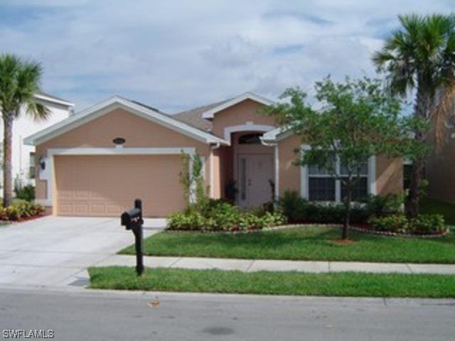 8446 Hollow Brook Cir., Naples, FL 34119