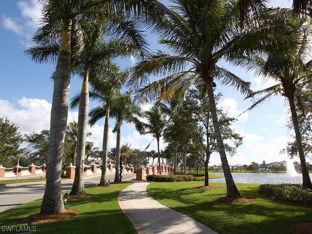 7685 Rozzini Ln., Naples, FL 34114