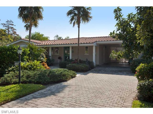 608 16th Ave., Naples, FL 34102