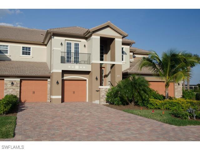 8031 Players Cove Dr. #202, Naples, FL 34113