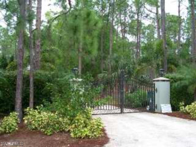 5341 Tamarind Ridge Dr., Naples, FL 34119