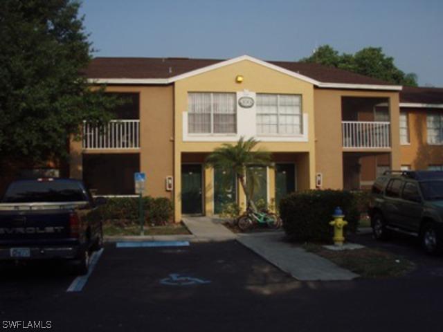 100 Santa Clara Dr. #8, Naples, FL 34104