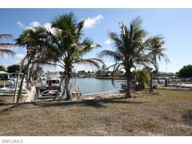 861 N Barfield Dr., Marco Island, FL 34145