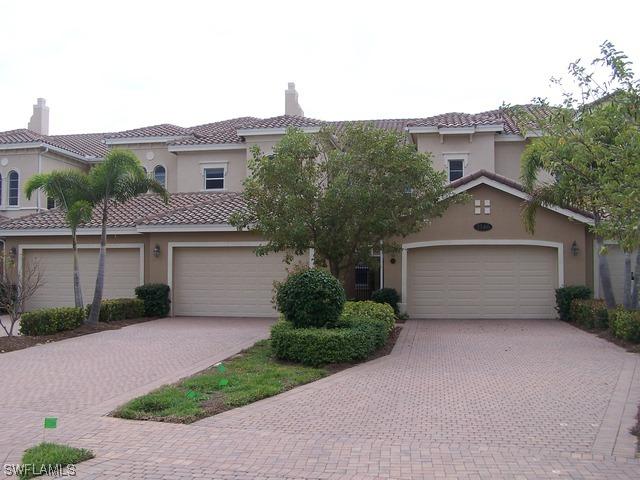 3146 Aviamar Cir. #102, Naples, FL 34114