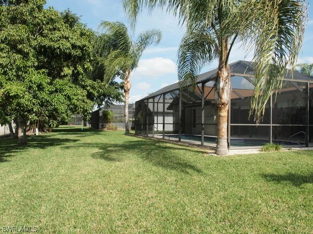 1619 Nottingham Dr., Naples, FL 34109