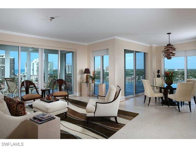 4501 Gulf Shore Blvd. #1105, Naples, FL 34103