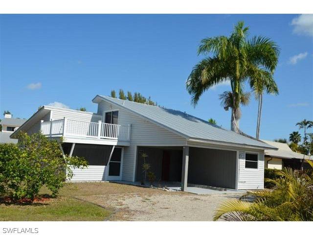22521 Buccaneer Lagoon Ln., Fort Myers Beach, FL 33931