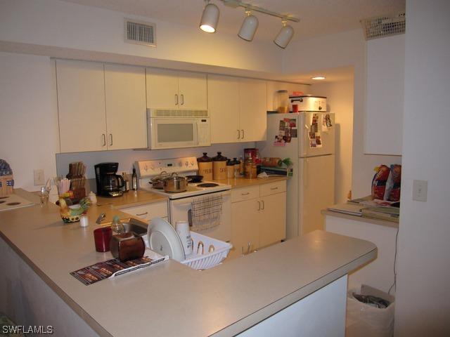 1820 Florida Club Cir. #2103, Naples, FL 34112