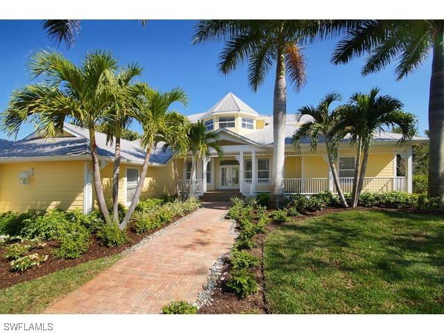 1610 Crayton Rd., Naples, FL 34102