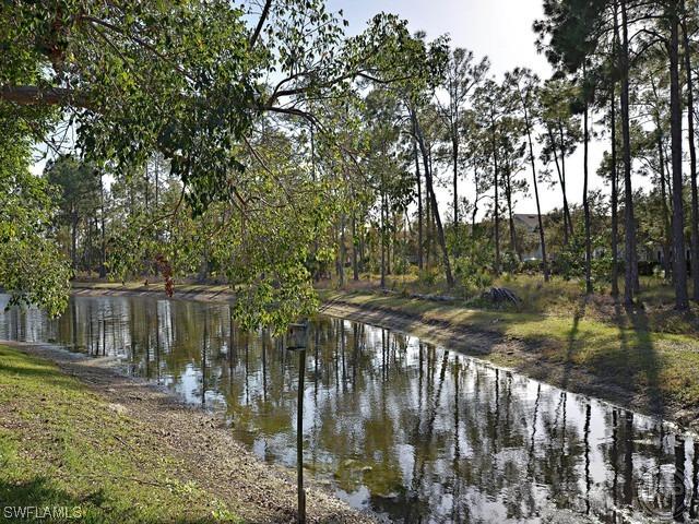 5277 Whitten Dr., Naples, FL 34104