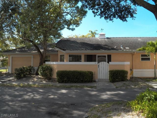 330 Emerald Bay Cir. #Y-1, Naples, FL