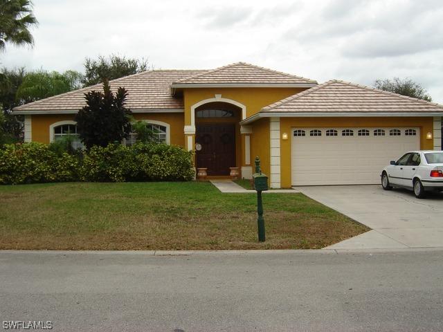 769 Waterloo Ct., Naples, FL