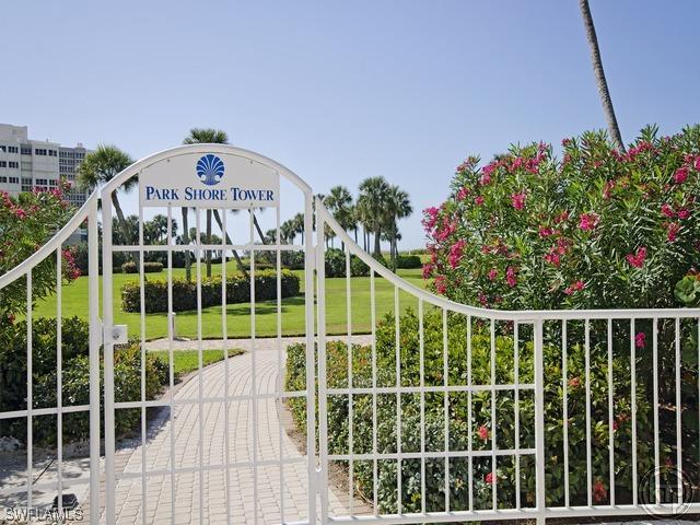 4251 Gulf Shore Blvd. #19B, Naples, FL 34103