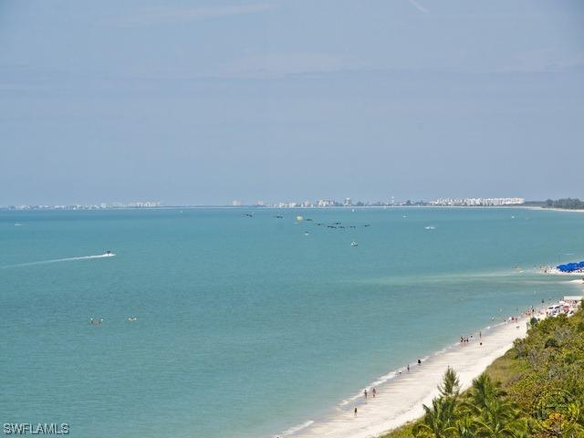 4951 Gulf Shore Blvd. #904, Naples, FL