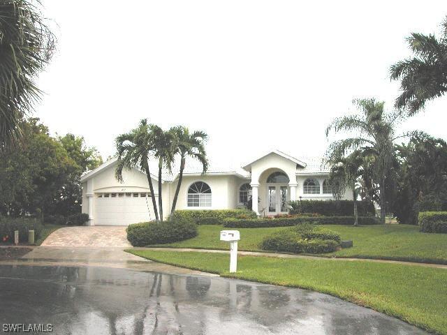 411 Barcelona Ct., Marco Island, FL