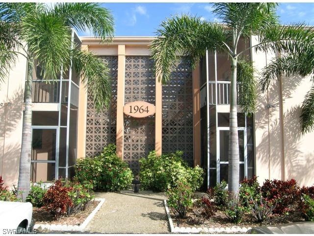 1964 Alamanda Dr., Naples, FL