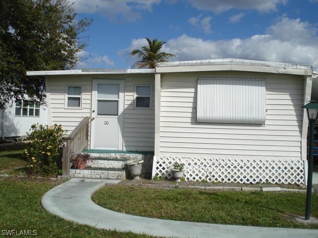 20 Diamond Ln., Naples, FL