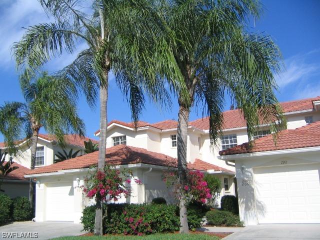 660 Lalique Cir. #202, Naples, FL