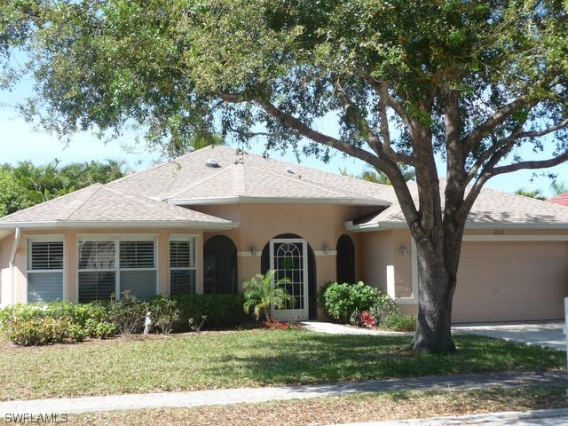 2113 Piccadilly Cir., Naples, FL 34112