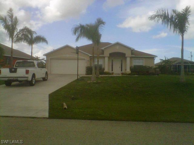 1008 9th Pl., Cape Coral, FL 33993