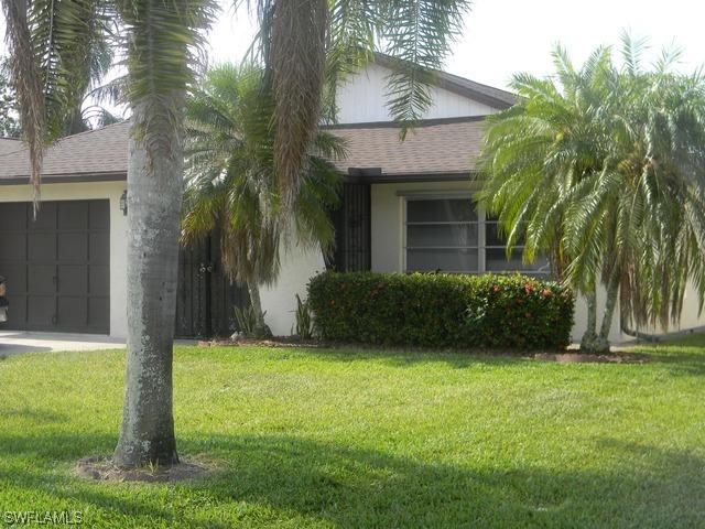 548 105th Ave., Naples, FL 34108