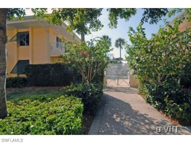 480 5th St. #104, Naples, FL 34102