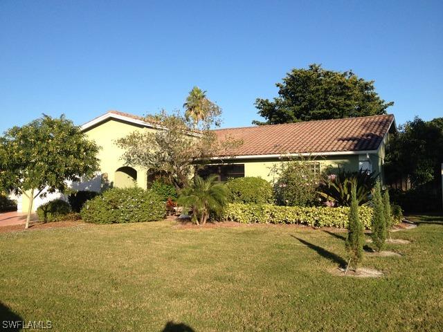 27394 Pelican Ridge Cir., Bonita Springs, FL 34135