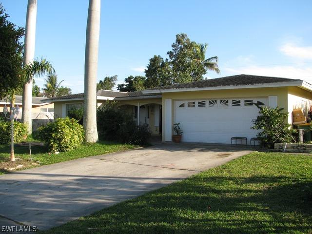 4474 23rd Ave., Naples, FL 34116